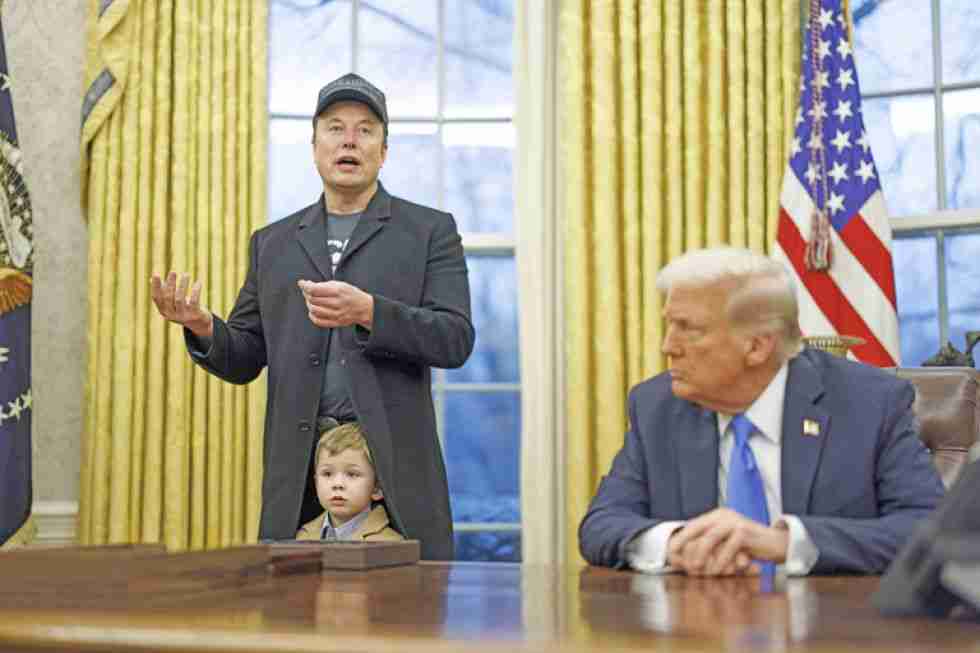 Elon Musk sigue acusando a Donald Trump de estar vinculado a Jeffrey ...
